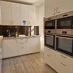 Stanton Hostel *