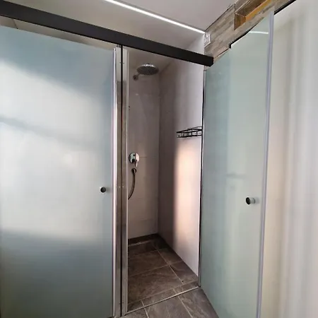 Hostel Cell Stanton